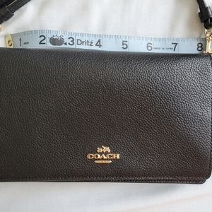 Coach crossbody clutch